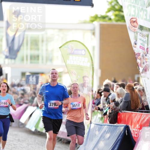 12.06.2026 - Holstenköstenlauf LAZAROV Photography http://msf.ph/oto/9738616 12.06.2026 19:58:41 Laufen 3165, 3244, 3512, 3793, 3903, 3972, 4252, 4254, 4379, 4445, 4659 meine-sportfotos.de
