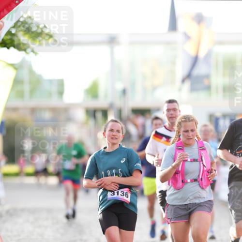12.06.2026 - Holstenköstenlauf LAZAROV Photography http://msf.ph/oto/9738626 12.06.2026 19:58:28 Laufen 3057, 3136, 3205, 3422, 3791, 3887, 4130, 4577, 4705 meine-sportfotos.de