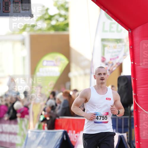 12.06.2026 - Holstenköstenlauf LAZAROV Photography http://msf.ph/oto/9738651 12.06.2026 19:58:06 Laufen 3078, 3824, 4578, 4755 meine-sportfotos.de