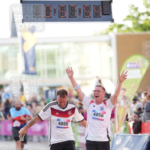 12.06.2026 - Holstenköstenlauf LAZAROV Photography http://msf.ph/oto/9738669 12.06.2026 19:57:53 Laufen 3063, 3104, 3411, 3417, 3534, 3753, 4855, 4856 meine-sportfotos.de