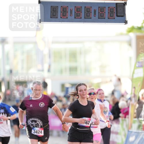 12.06.2026 - Holstenköstenlauf LAZAROV Photography http://msf.ph/oto/9738686 12.06.2026 19:57:39 Laufen 3423, 3424, 3511, 3760, 4275, 4372, 4562, 4615 meine-sportfotos.de