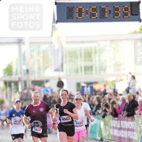 12.06.2026 - Holstenköstenlauf LAZAROV Photography http://msf.ph/oto/9738688 12.06.2026 19:57:38 Laufen 3423, 3424, 3511, 3760, 4275, 4372, 4562, 4615 meine-sportfotos.de