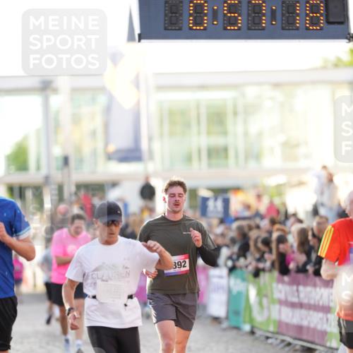 12.06.2026 - Holstenköstenlauf LAZAROV Photography http://msf.ph/oto/9738710 12.06.2026 19:57:17 Laufen 3260, 3396, 3862, 3892, 3911, 4088, 4189, 4443, 4802 meine-sportfotos.de