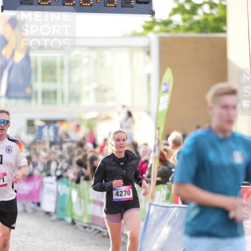 12.06.2026 - Holstenköstenlauf LAZAROV Photography http://msf.ph/oto/9738757 12.06.2026 19:56:33 Laufen 3160, 3397, 3767, 3890, 4270, 4771 meine-sportfotos.de