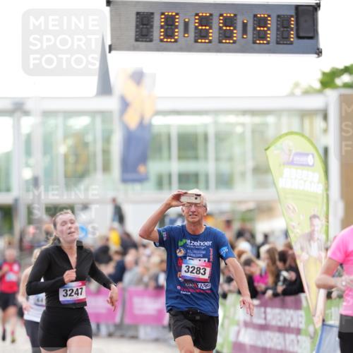 12.06.2026 - Holstenköstenlauf LAZAROV Photography http://msf.ph/oto/9738826 12.06.2026 19:55:30 Laufen 3247, 3283, 3460, 4390, 4416 meine-sportfotos.de