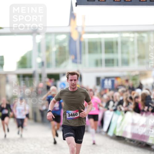12.06.2026 - Holstenköstenlauf LAZAROV Photography http://msf.ph/oto/9738831 12.06.2026 19:55:26 Laufen 3247, 3460, 4390, 4888 meine-sportfotos.de
