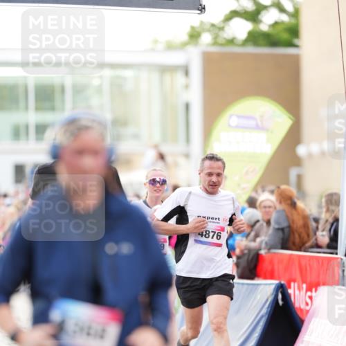 12.06.2026 - Holstenköstenlauf LAZAROV Photography http://msf.ph/oto/9738838 12.06.2026 19:55:17 Laufen 3364, 3368, 3684, 3762, 3779, 3796, 3877, 4544, 4876 meine-sportfotos.de