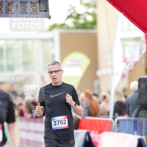 12.06.2026 - Holstenköstenlauf LAZAROV Photography http://msf.ph/oto/9738844 12.06.2026 19:55:11 Laufen 3368, 3762, 3914, 4241, 4544 meine-sportfotos.de