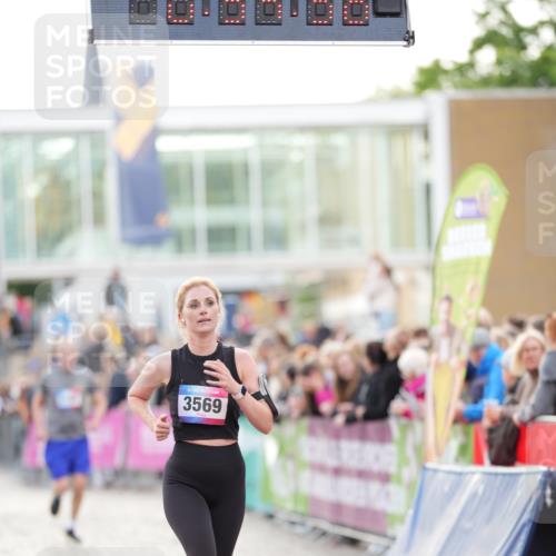 12.06.2026 - Holstenköstenlauf LAZAROV Photography http://msf.ph/oto/9738856 12.06.2026 19:54:55 Laufen 3102, 3537, 3569, 4144, 4145, 4820 meine-sportfotos.de