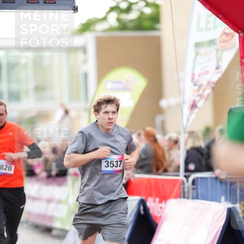 12.06.2026 - Holstenköstenlauf LAZAROV Photography http://msf.ph/oto/9738861 12.06.2026 19:54:52 Laufen 3053, 3102, 3537, 3569, 4144, 4145, 4551, 4820 meine-sportfotos.de