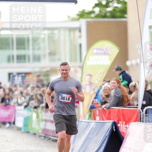 12.06.2026 - Holstenköstenlauf LAZAROV Photography http://msf.ph/oto/9738881 12.06.2026 19:54:36 Laufen 3023, 3150, 3174, 3212, 3618, 4431 meine-sportfotos.de