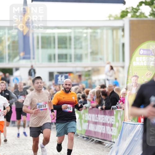12.06.2026 - Holstenköstenlauf LAZAROV Photography http://msf.ph/oto/9738899 12.06.2026 19:54:17 Laufen 3142, 3187, 3249, 3891, 4258, 4593, 4812, 4840 meine-sportfotos.de