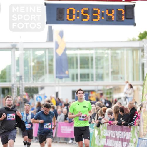 12.06.2026 - Holstenköstenlauf LAZAROV Photography http://msf.ph/oto/9738935 12.06.2026 19:53:46 Laufen 3147, 3342, 3733, 3755, 4197, 4721 meine-sportfotos.de