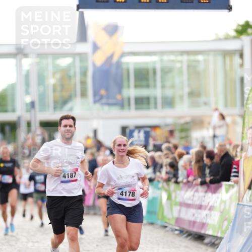 12.06.2026 - Holstenköstenlauf LAZAROV Photography http://msf.ph/oto/9738972 12.06.2026 19:53:16 Laufen 3086, 3095, 3573, 4178, 4187, 4237, 4411, 4582 meine-sportfotos.de