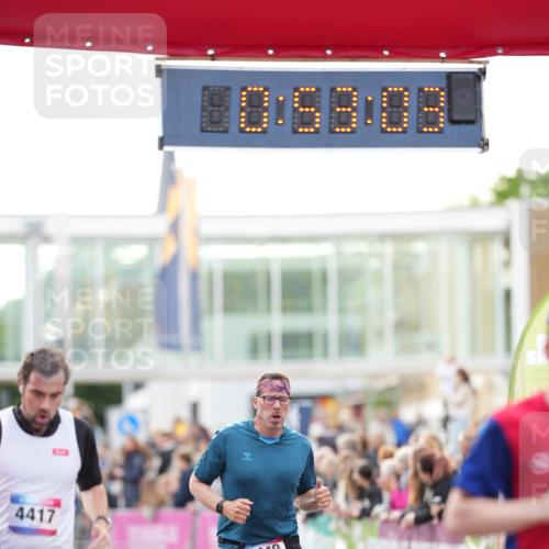 12.06.2026 - Holstenköstenlauf LAZAROV Photography http://msf.ph/oto/9738990 12.06.2026 19:53:02 Laufen 3349, 3449, 3595, 4417, 4430 meine-sportfotos.de