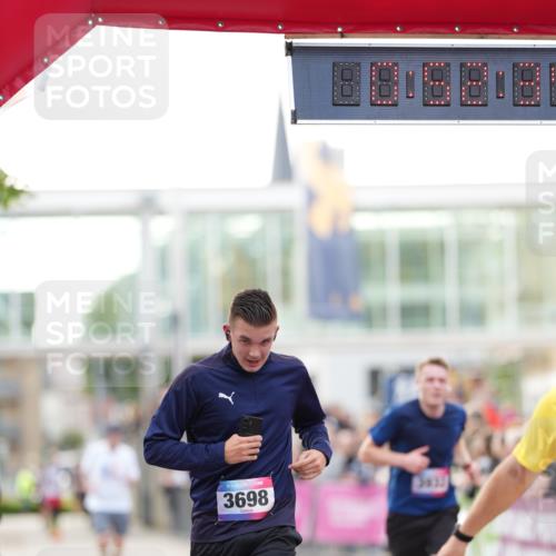 12.06.2026 - Holstenköstenlauf LAZAROV Photography http://msf.ph/oto/9739021 12.06.2026 19:52:33 Laufen 3698, 3932, 4172, 4378, 4469 meine-sportfotos.de