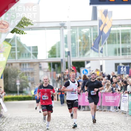 12.06.2026 - Holstenköstenlauf LAZAROV Photography http://msf.ph/oto/9739080 12.06.2026 19:51:35 Laufen 3082, 3236, 3341, 4440, 4610, 4883 meine-sportfotos.de