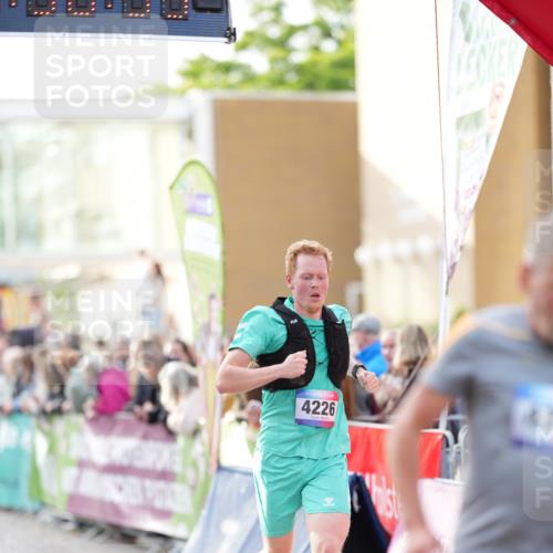 12.06.2026 - Holstenköstenlauf LAZAROV Photography http://msf.ph/oto/9739133 12.06.2026 19:50:38 Laufen 3416, 3430, 4226, 4518, 4685, 4798 meine-sportfotos.de