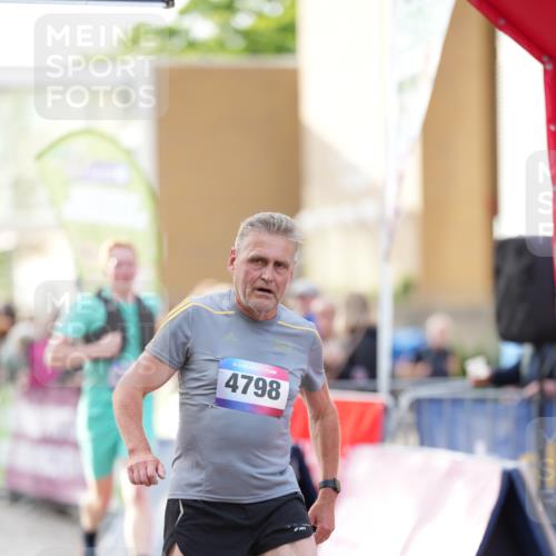 12.06.2026 - Holstenköstenlauf LAZAROV Photography http://msf.ph/oto/9739134 12.06.2026 19:50:37 Laufen 3416, 3430, 4226, 4266, 4518, 4684, 4685, 4798 meine-sportfotos.de