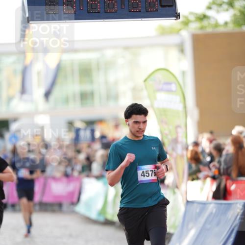 12.06.2026 - Holstenköstenlauf LAZAROV Photography http://msf.ph/oto/9739178 12.06.2026 19:49:55 Laufen 3343, 3470, 3525, 3754, 3838, 4514, 4536, 4576, 4602, 4628 meine-sportfotos.de