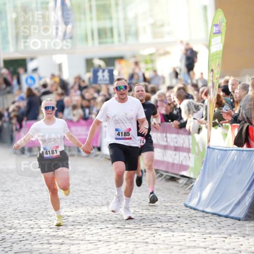 12.06.2026 - Holstenköstenlauf LAZAROV Photography http://msf.ph/oto/9739196 12.06.2026 19:49:40 Laufen 3274, 4085, 4181, 4185, 4442 meine-sportfotos.de