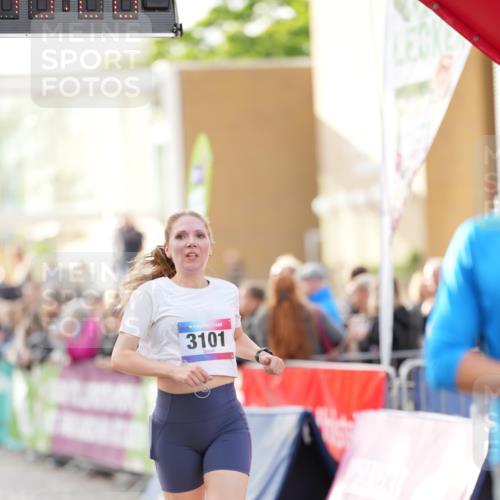 12.06.2026 - Holstenköstenlauf LAZAROV Photography http://msf.ph/oto/9739212 12.06.2026 19:49:25 Laufen 3101, 3567, 3610, 3866 meine-sportfotos.de