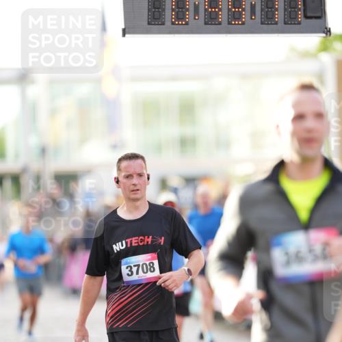 12.06.2026 - Holstenköstenlauf LAZAROV Photography http://msf.ph/oto/9739221 12.06.2026 19:49:17 Laufen 3259, 3436, 3567, 3657, 3708, 3866, 4354, 4588 meine-sportfotos.de