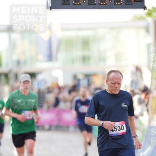 12.06.2026 - Holstenköstenlauf LAZAROV Photography http://msf.ph/oto/9739254 12.06.2026 19:48:50 Laufen 3034, 3051, 3146, 3624, 3884, 4124, 4152, 4530 meine-sportfotos.de