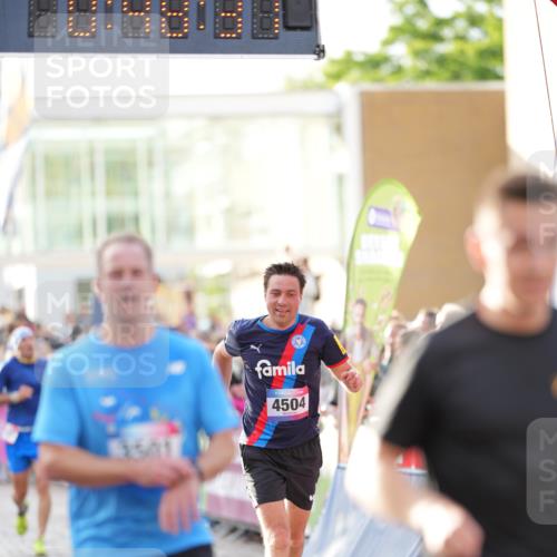 12.06.2026 - Holstenköstenlauf LAZAROV Photography http://msf.ph/oto/9739276 12.06.2026 19:48:36 Laufen 3199, 3501, 3549, 3937, 4436, 4438, 4504, 4676 meine-sportfotos.de