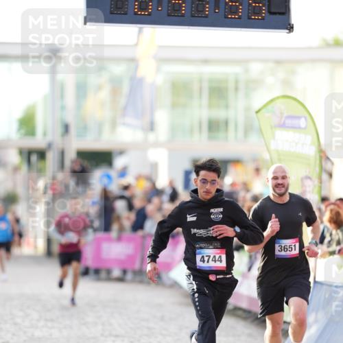 12.06.2026 - Holstenköstenlauf LAZAROV Photography http://msf.ph/oto/9739328 12.06.2026 19:47:54 Laufen 3475, 3651, 4744 meine-sportfotos.de