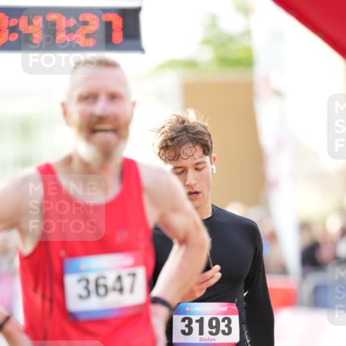 12.06.2026 - Holstenköstenlauf LAZAROV Photography http://msf.ph/oto/9739351 12.06.2026 19:47:26 Laufen 3193, 3533, 3647, 4176, 4647, 4732 meine-sportfotos.de