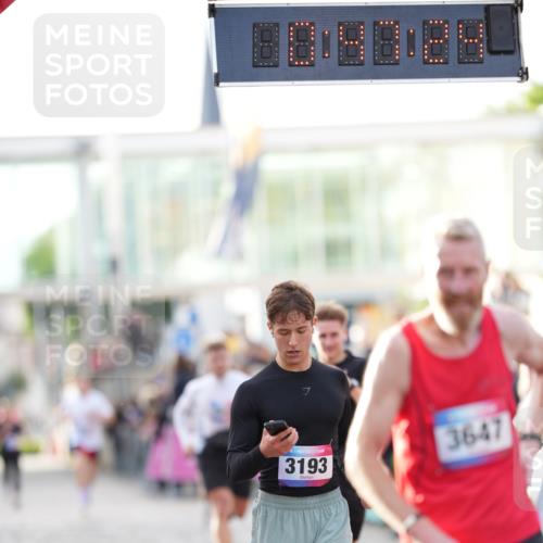 12.06.2026 - Holstenköstenlauf LAZAROV Photography http://msf.ph/oto/9739354 12.06.2026 19:47:23 Laufen 3193, 3533, 3647, 4176, 4546, 4647 meine-sportfotos.de