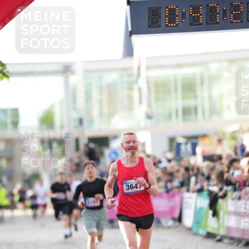 12.06.2026 - Holstenköstenlauf LAZAROV Photography http://msf.ph/oto/9739357 12.06.2026 19:47:20 Laufen 3193, 3533, 3647, 4546 meine-sportfotos.de