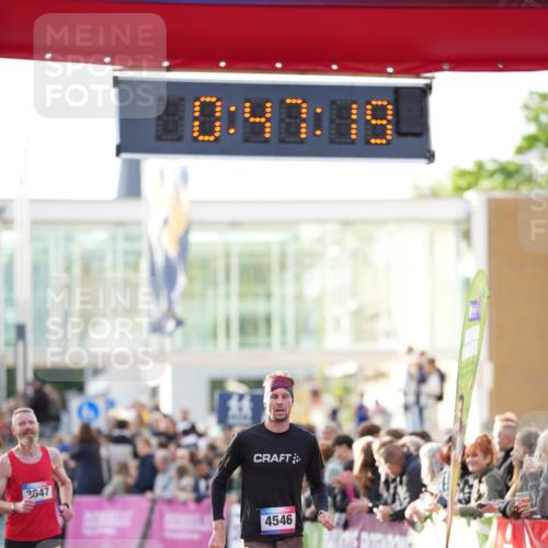 12.06.2026 - Holstenköstenlauf LAZAROV Photography http://msf.ph/oto/9739360 12.06.2026 19:47:18 Laufen 3647, 4546 meine-sportfotos.de