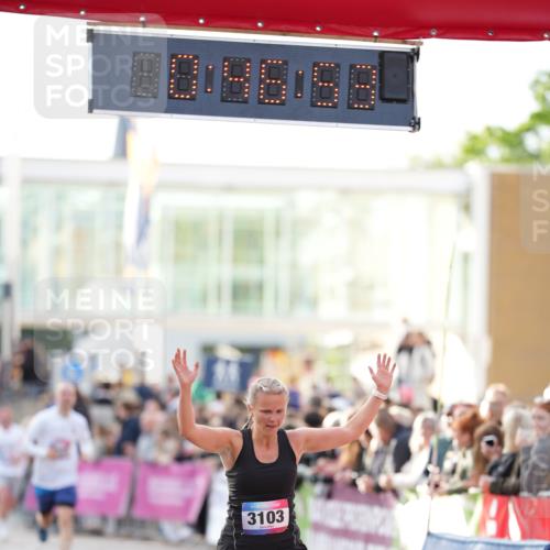 12.06.2026 - Holstenköstenlauf LAZAROV Photography http://msf.ph/oto/9739374 12.06.2026 19:46:53 Laufen 3103, 4528 meine-sportfotos.de