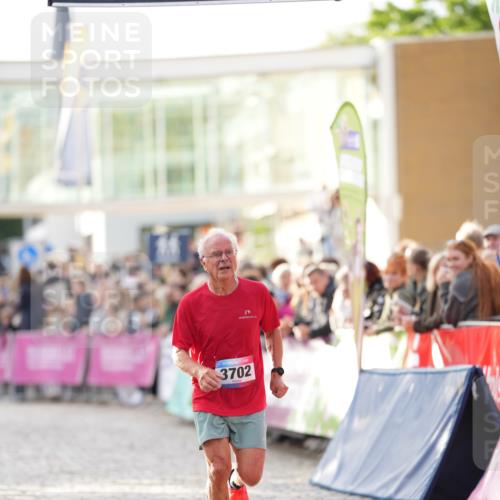 12.06.2026 - Holstenköstenlauf LAZAROV Photography http://msf.ph/oto/9739377 12.06.2026 19:46:38 Laufen 3062, 3702, 4247 meine-sportfotos.de