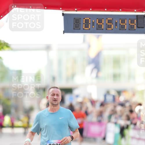 12.06.2026 - Holstenköstenlauf LAZAROV Photography http://msf.ph/oto/9739419 12.06.2026 19:45:43 Laufen 3020, 3209, 3617, 4114, 4192, 4413, 4620 meine-sportfotos.de