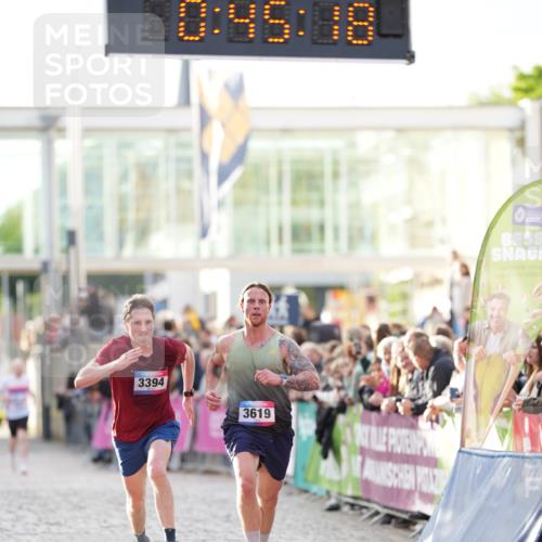 12.06.2026 - Holstenköstenlauf LAZAROV Photography http://msf.ph/oto/9739451 12.06.2026 19:45:17 Laufen 3394, 3619, 3948, 4648 meine-sportfotos.de