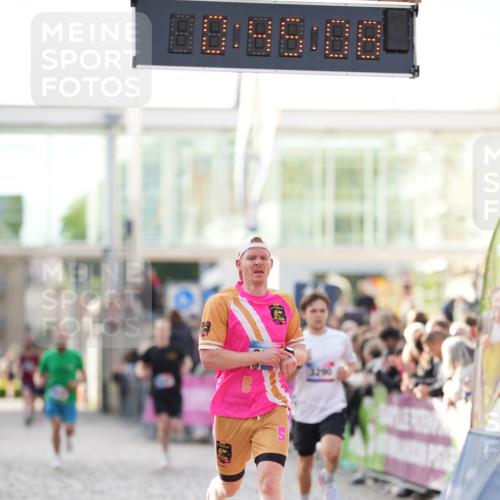 12.06.2026 - Holstenköstenlauf LAZAROV Photography http://msf.ph/oto/9739462 12.06.2026 19:45:08 Laufen 3203, 3290, 3514, 3948 meine-sportfotos.de