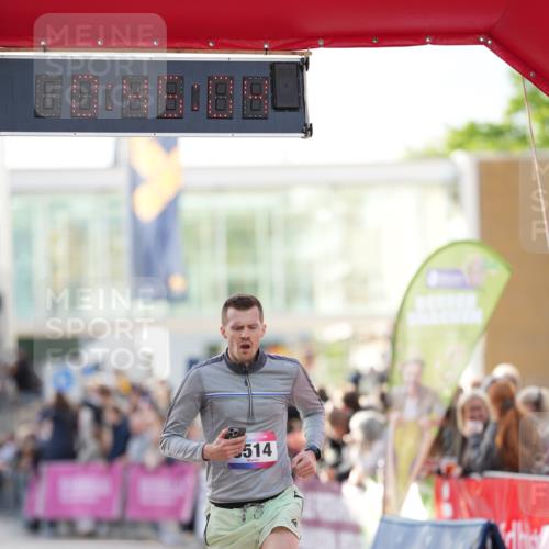 12.06.2026 - Holstenköstenlauf LAZAROV Photography http://msf.ph/oto/9739465 12.06.2026 19:45:03 Laufen 3514, 4163 meine-sportfotos.de