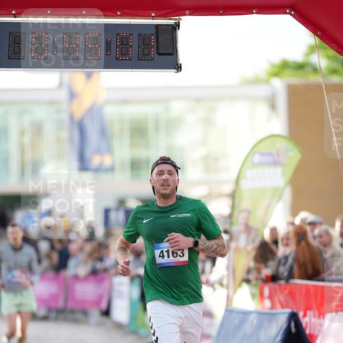 12.06.2026 - Holstenköstenlauf LAZAROV Photography http://msf.ph/oto/9739468 12.06.2026 19:45:00 Laufen 3514, 4163 meine-sportfotos.de