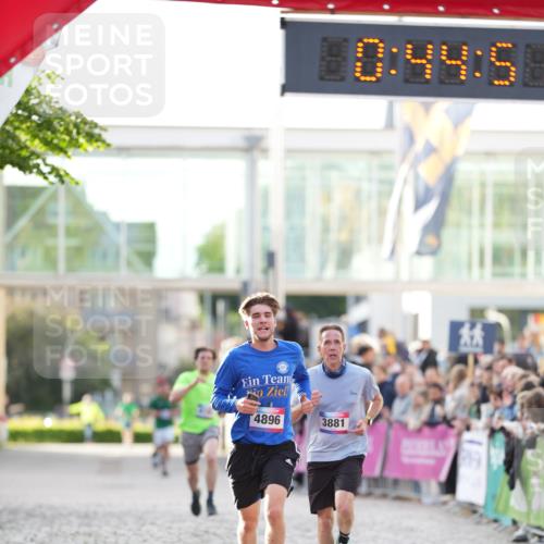 12.06.2026 - Holstenköstenlauf LAZAROV Photography http://msf.ph/oto/9739476 12.06.2026 19:44:50 Laufen 3881, 4193, 4294, 4896 meine-sportfotos.de