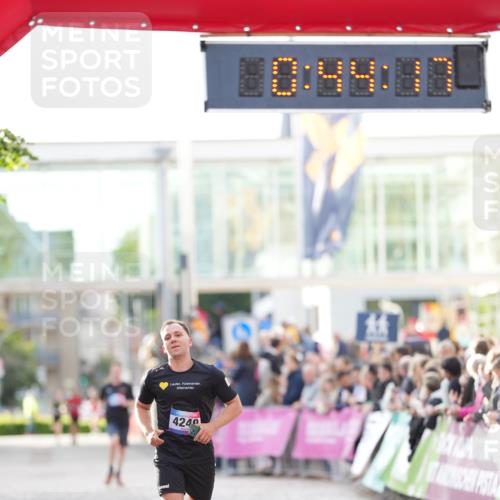 12.06.2026 - Holstenköstenlauf LAZAROV Photography http://msf.ph/oto/9739502 12.06.2026 19:44:16 Laufen 4249 meine-sportfotos.de