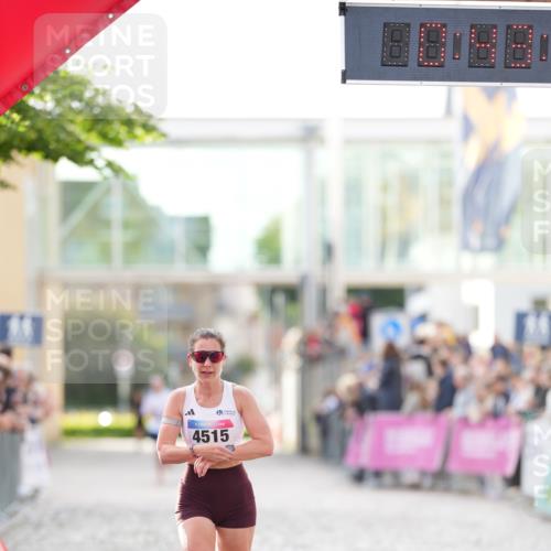 12.06.2026 - Holstenköstenlauf LAZAROV Photography http://msf.ph/oto/9739510 12.06.2026 19:43:59 Laufen 3272, 4515 meine-sportfotos.de