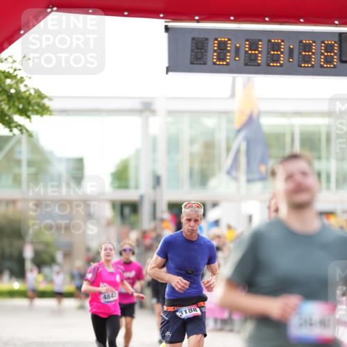 12.06.2026 - Holstenköstenlauf LAZAROV Photography http://msf.ph/oto/9739533 12.06.2026 19:43:37 Laufen 3015, 3064, 3188, 3191, 3640, 4164, 4843 meine-sportfotos.de