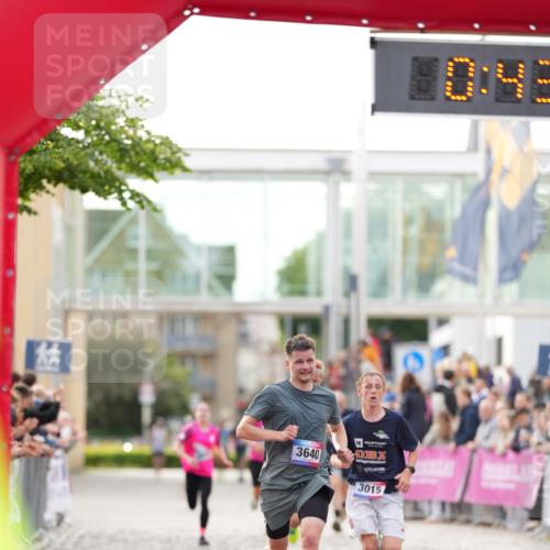 12.06.2026 - Holstenköstenlauf LAZAROV Photography http://msf.ph/oto/9739537 12.06.2026 19:43:35 Laufen 3015, 3188, 3640, 3737, 4164, 4843 meine-sportfotos.de