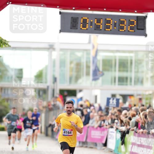 12.06.2026 - Holstenköstenlauf LAZAROV Photography http://msf.ph/oto/9739542 12.06.2026 19:43:31 Laufen 3737, 4164 meine-sportfotos.de
