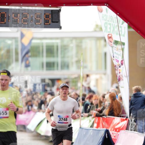 12.06.2026 - Holstenköstenlauf LAZAROV Photography http://msf.ph/oto/9739565 12.06.2026 19:42:59 Laufen 3046, 3420, 3555, 3748 meine-sportfotos.de