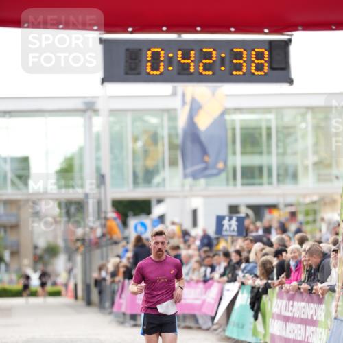 12.06.2026 - Holstenköstenlauf LAZAROV Photography http://msf.ph/oto/9739583 12.06.2026 19:42:37 Laufen 3210, 3294, 4614 meine-sportfotos.de