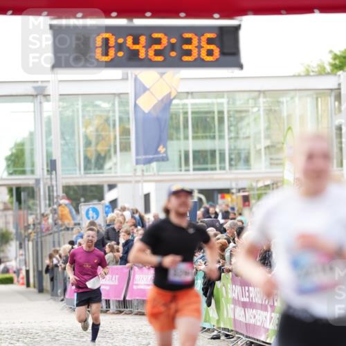 12.06.2026 - Holstenköstenlauf LAZAROV Photography http://msf.ph/oto/9739585 12.06.2026 19:42:36 Laufen 3210, 3294, 4614 meine-sportfotos.de